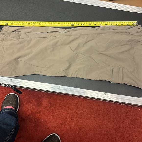 Cabela’s EPG women’s active pant size 6 - Picture 6 of 7